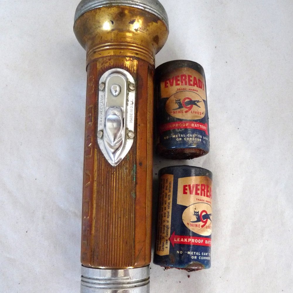 Vintage Homart flashlight 1950s